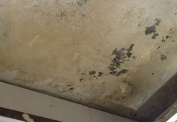 酉阳阳台漏水维修公司分享下酉阳卫生间渗水维修需要注意哪些问题。
